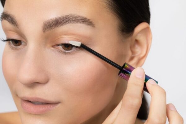 lashbrowbooster lashes 1 scaled 1 768x512 1